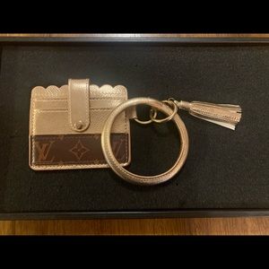 Wristlet/wallet key chain